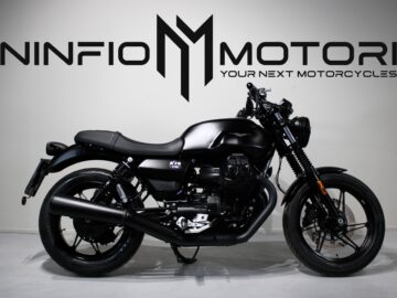Moto Guzzi V7 Stone – 2024