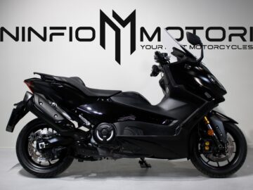 Yamaha T Max 560 Tech Max – 2023