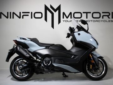 Yamaha T Max 560 Tech Max – 2025