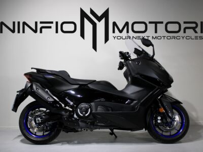 Yamaha T Max 560 – 2025